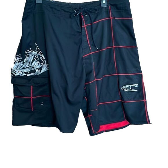 O’Neill Shorts Black Red Square Block Design 36W - Picture 3 of 10